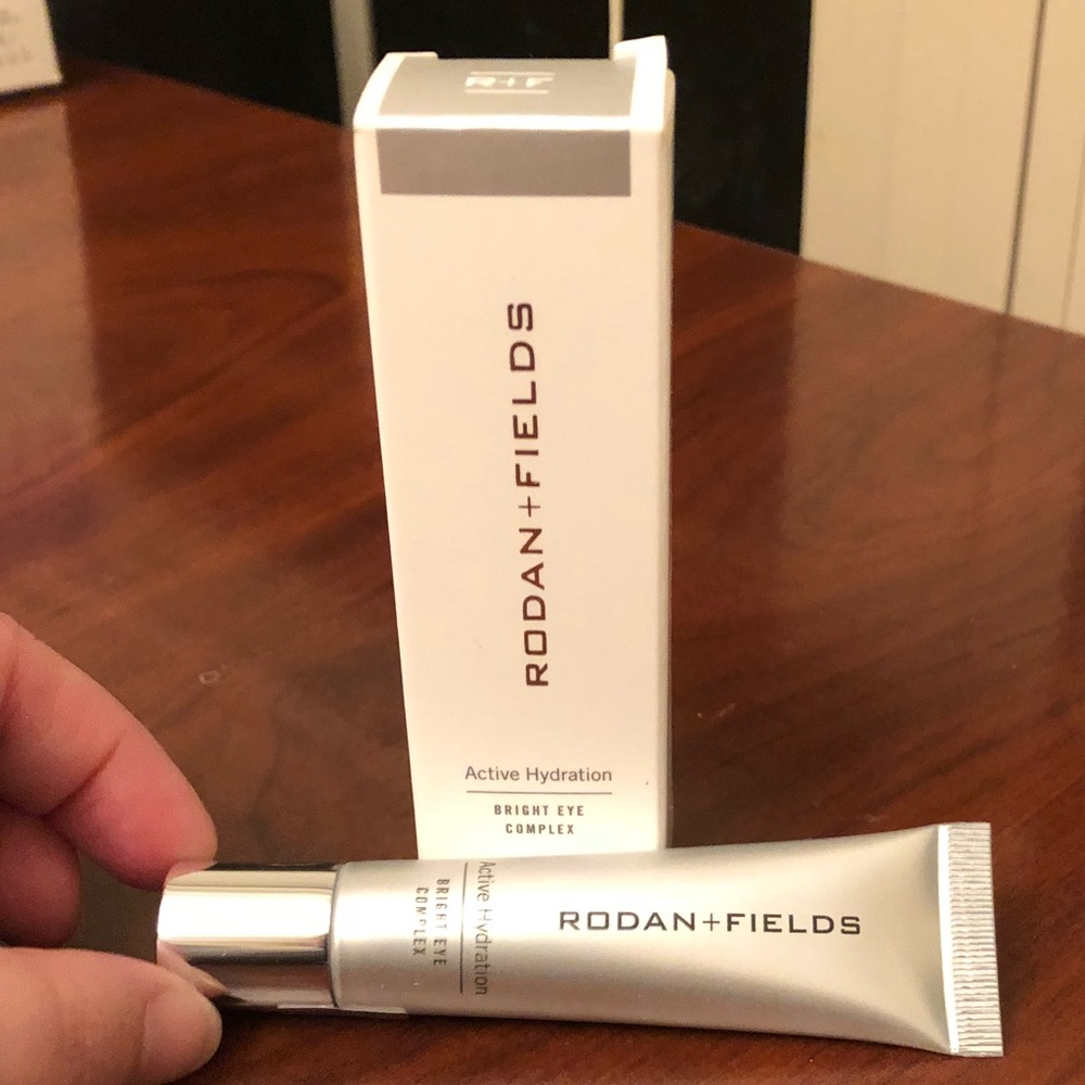 Active Hydration Bright Eye Complex